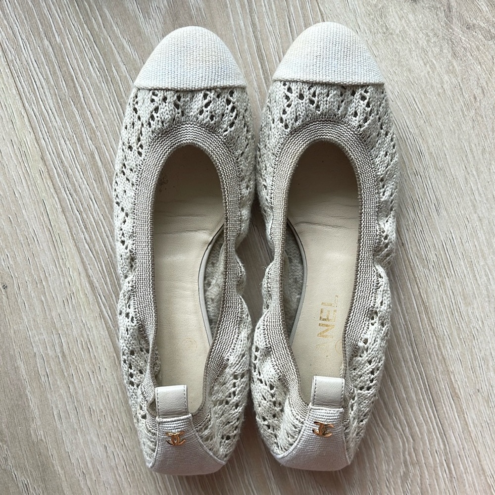 Chanel ballet flats size 39 1/2